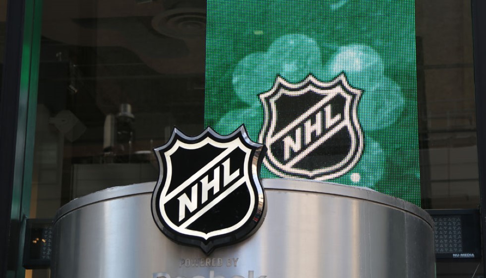 Ovechkin Edges Closer to Gretzky's Goal Record